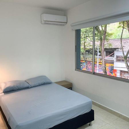 Appartement Apartamento Lleras à Medellín Extérieur photo